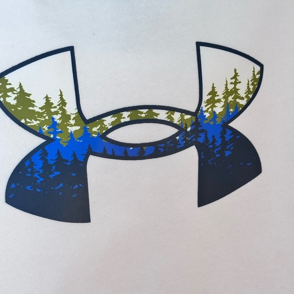 NWT Under Armour White Hoodie with Blue and Green Logo Youth Small - Picture 7 of 13